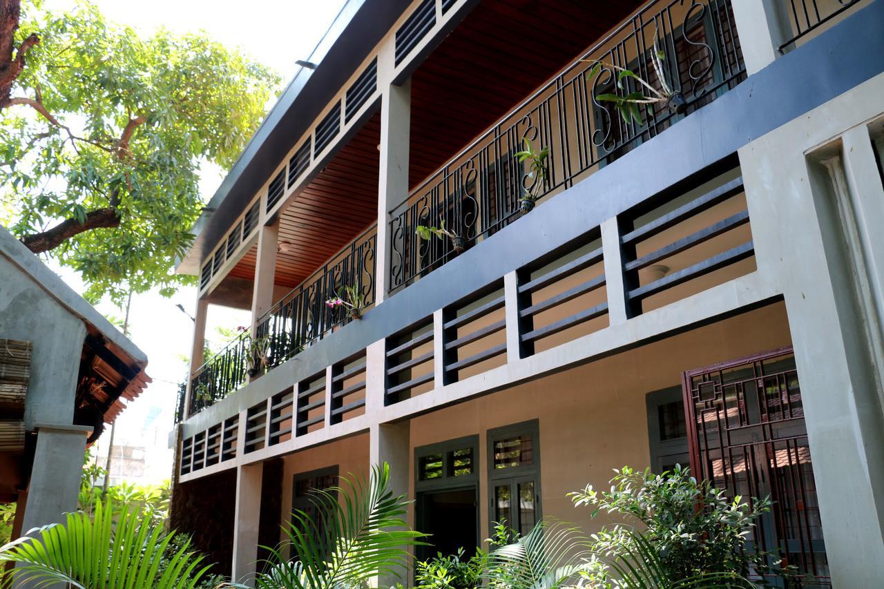 Corner9 Bassac Boutique Hotel Phnom Penh Dış mekan fotoğraf